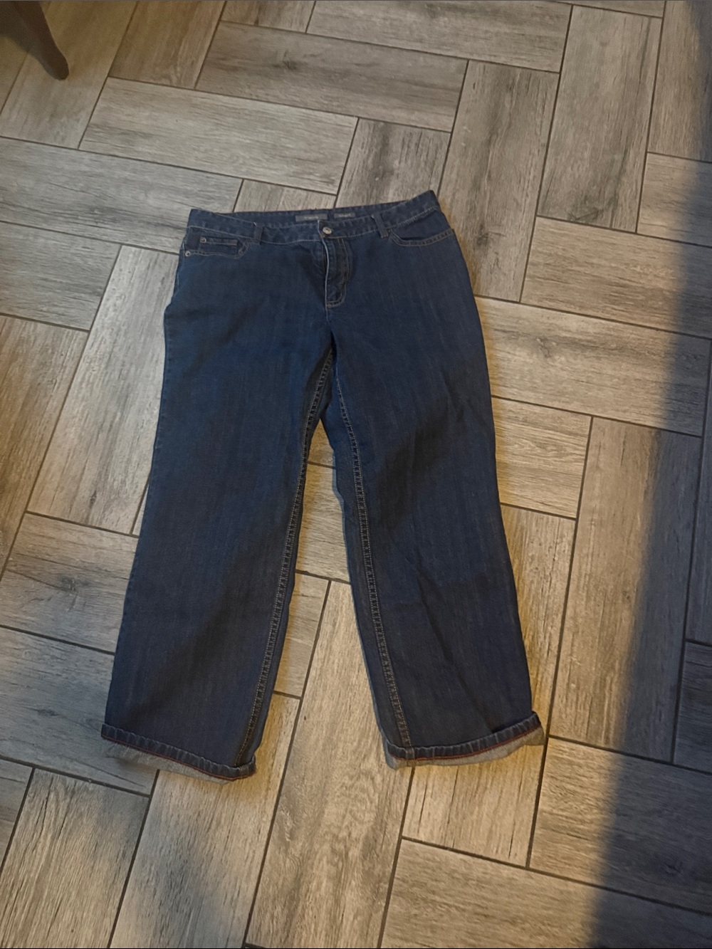 Liz Claiborne Straight Leg Jeans in Dark Blue